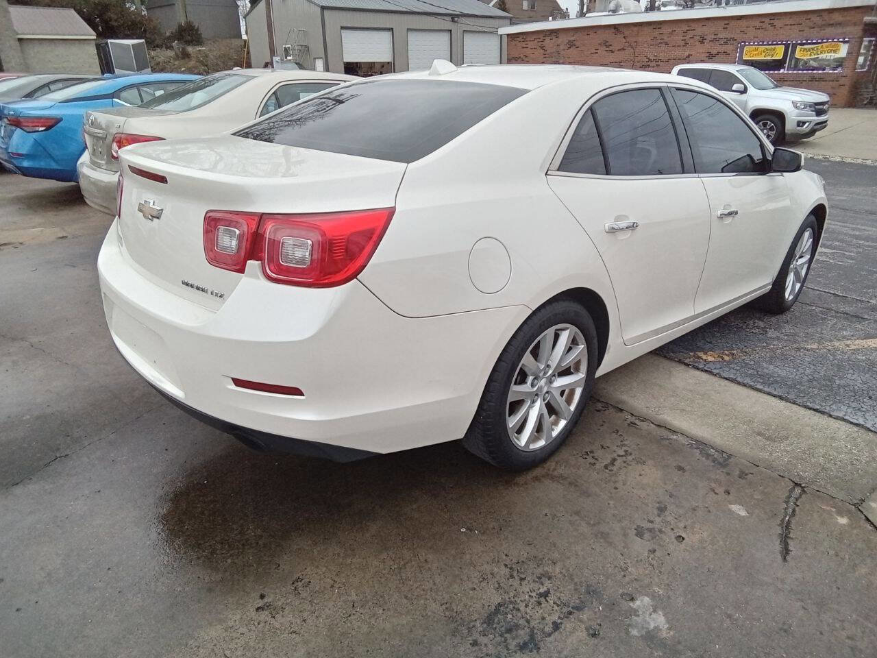 Used 2013 Chevrolet Malibu LTZ FWD image 9