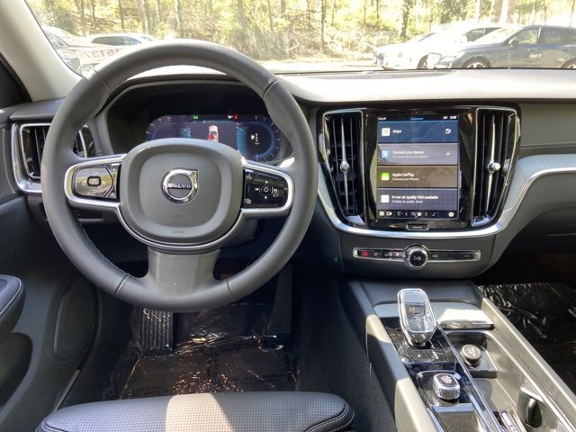New 2025 Volvo V60 B5 Cross Country Ultra w/ Protection Package Premier image 12