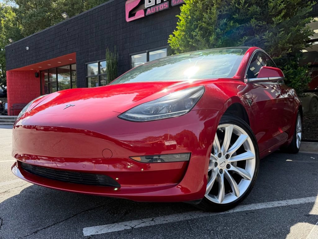 Used 2020 Tesla Model 3 Standard Range RWD image 2