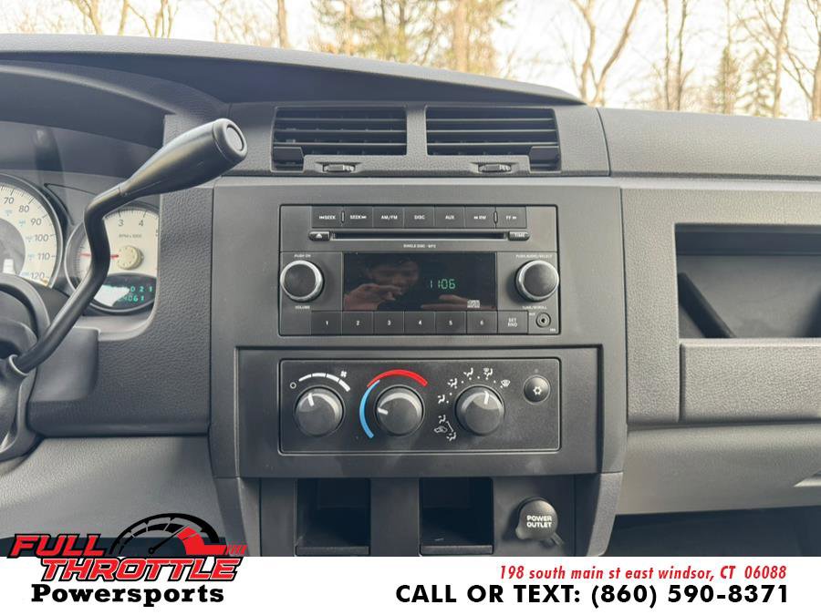 Used 2011 Dodge Dakota Big Horn image 23
