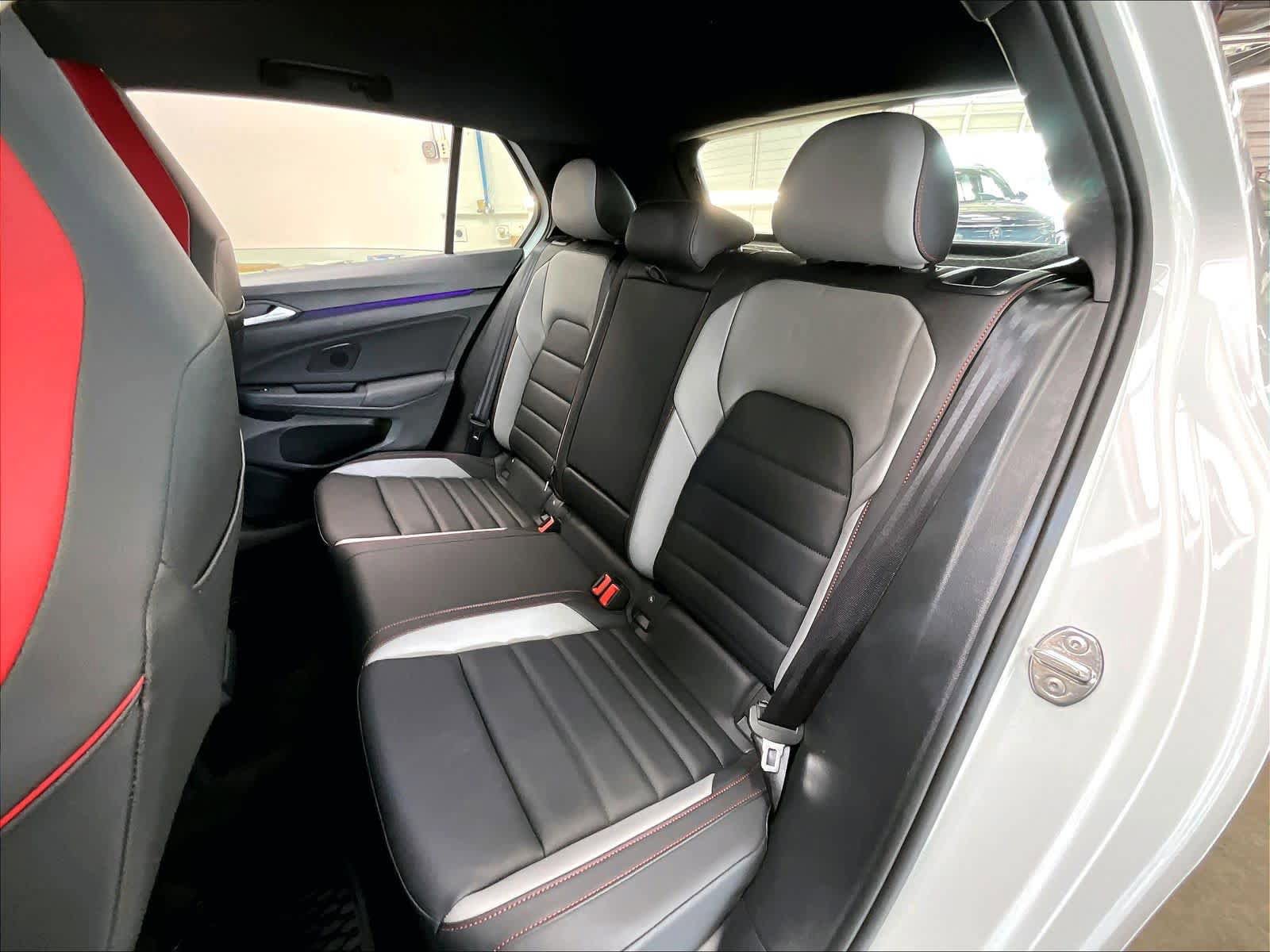 Used 2024 Volkswagen GTI SE FWD image 28