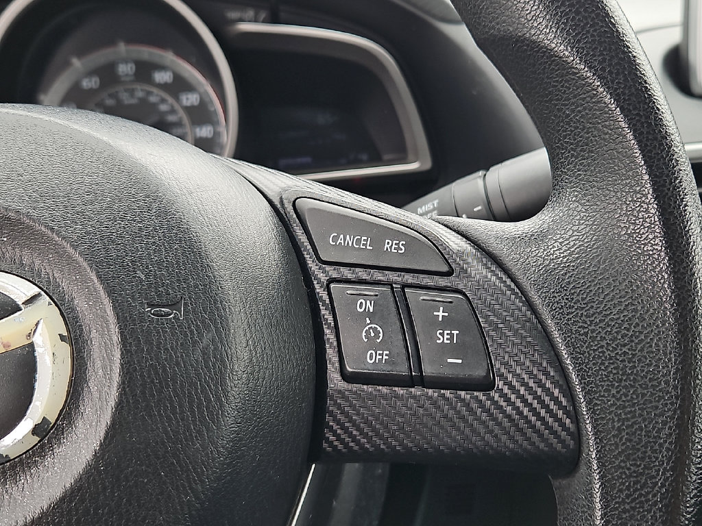 Used 2016 MAZDA MAZDA3 i Sport FWD image 23