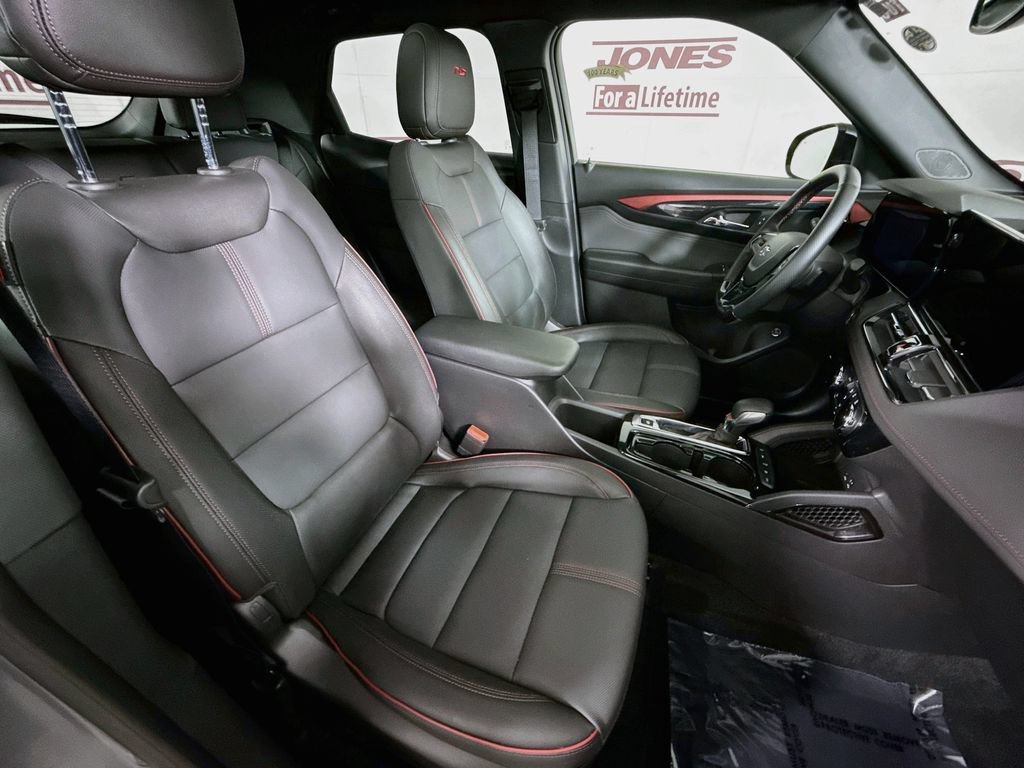 Used 2026 Chevrolet TrailBlazer RS w/ Convenience Package AWD/4WD image 30