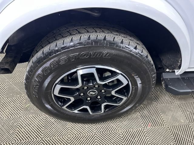 Used 2024 Ford Bronco Outer Banks image 9