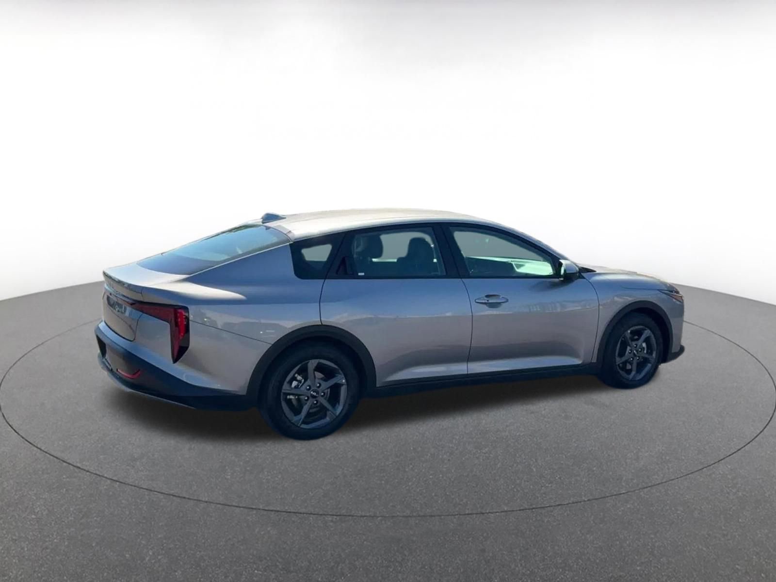 Used 2025 Kia K4 FWD image 15