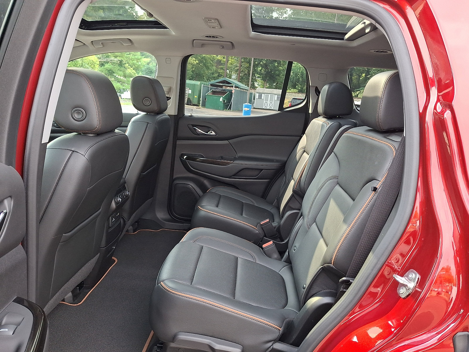Used 2023 GMC Acadia AT4 w/ Technology Package AWD/4WD image 11
