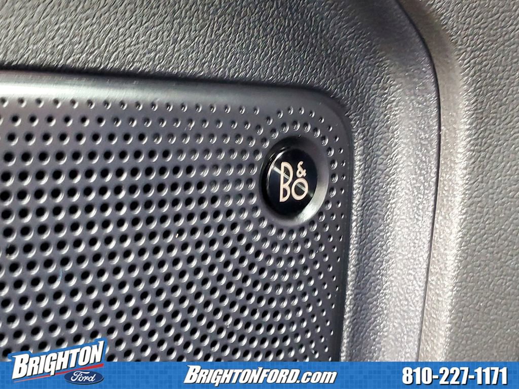 Used 2024 Ford Escape ST-Line Elite w/ Premium Technology Package image 19