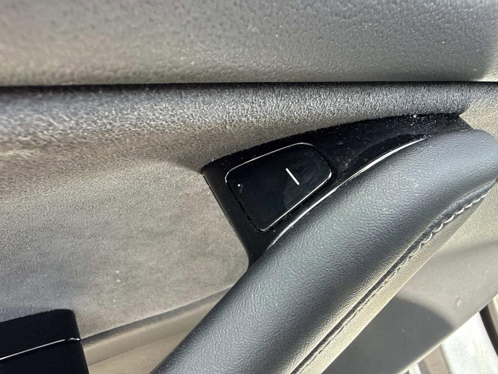 Used 2019 Tesla Model 3 Standard Range Plus RWD image 24
