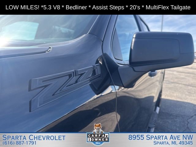 Used 2024 Chevrolet Silverado 1500 Custom Trail Boss w/ LPO, Dark Essentials Package image 9