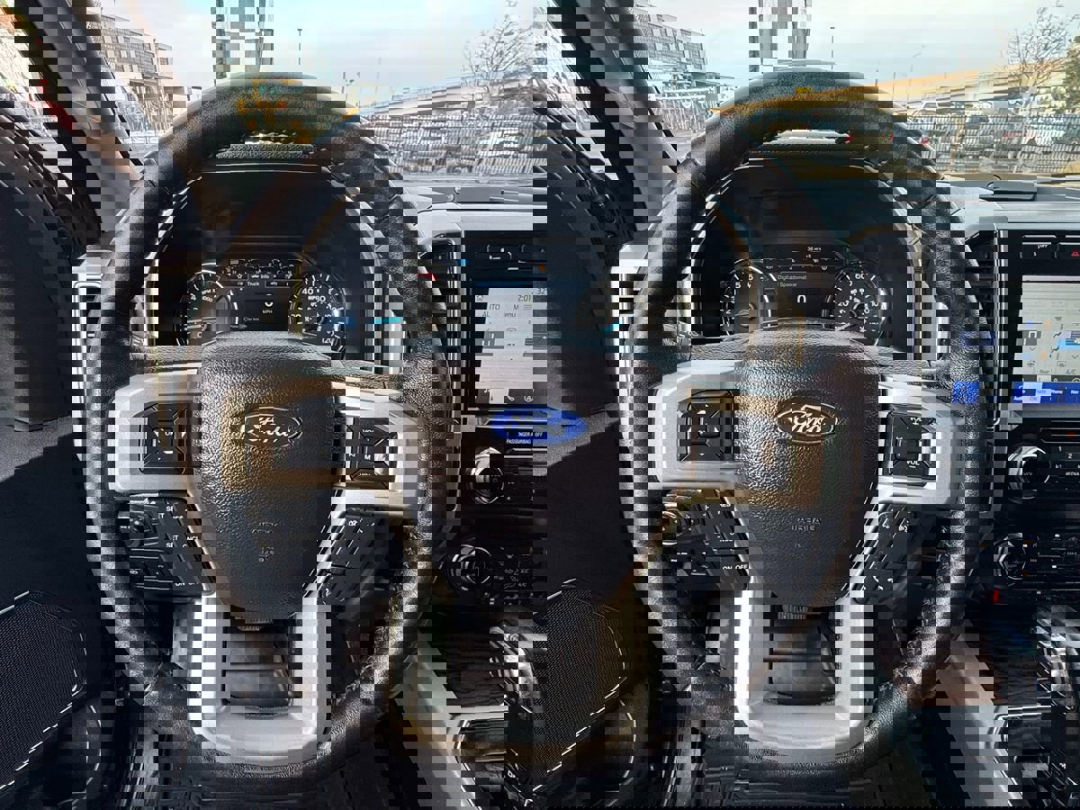 Used 2020 Ford F150 Lariat w/ Equipment Group 502A Luxury image 26