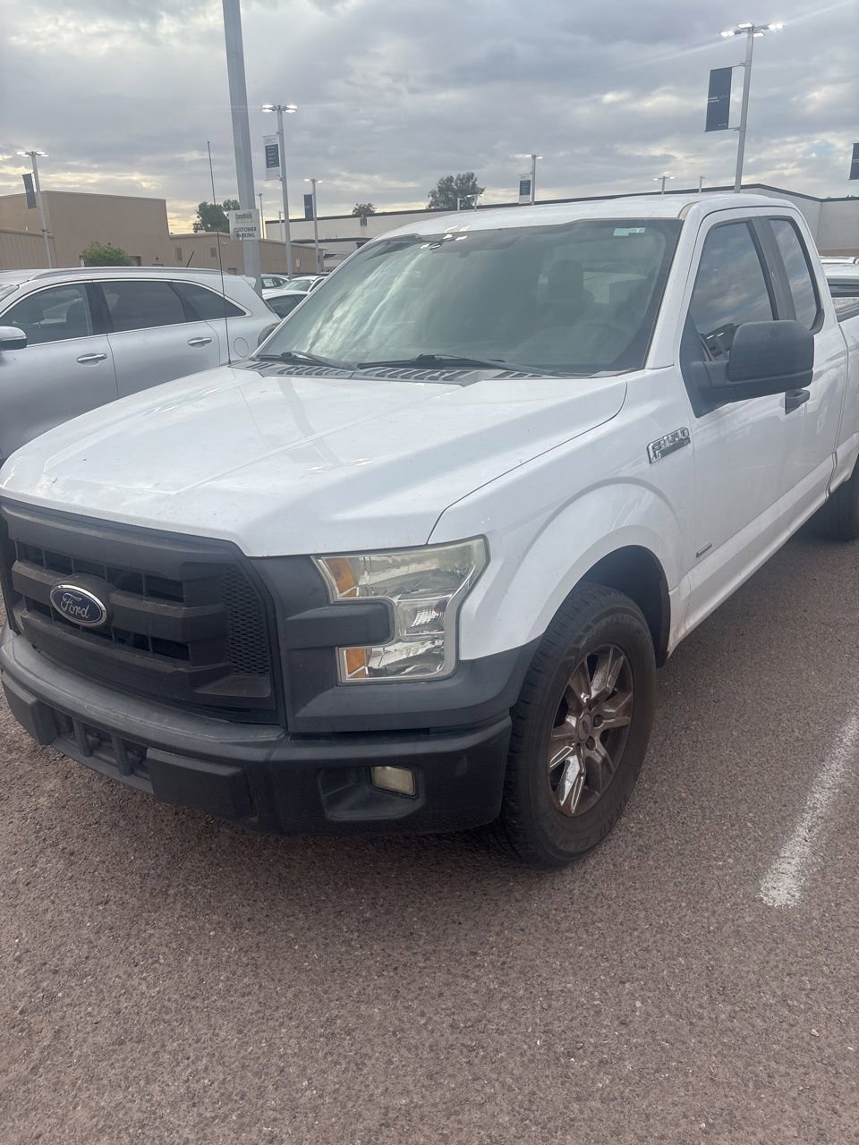 Used 2015 Ford F150 XL w/ Equipment Group 101A Mid RWD image 1
