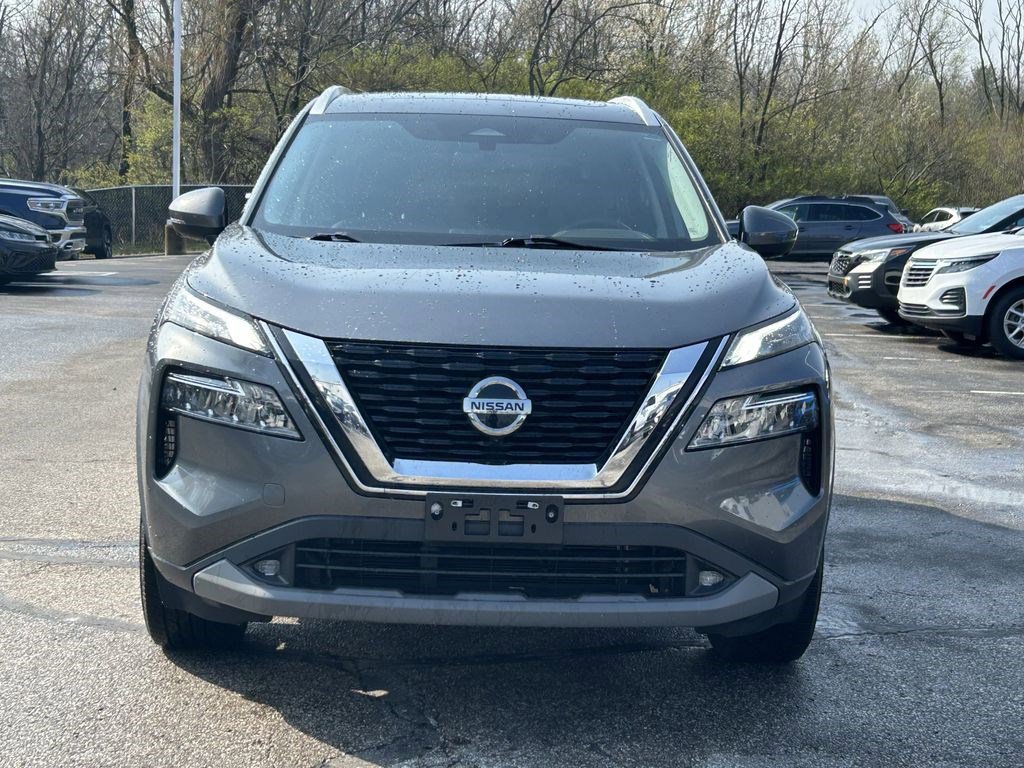 Used 2021 Nissan Rogue SL AWD/4WD image 2