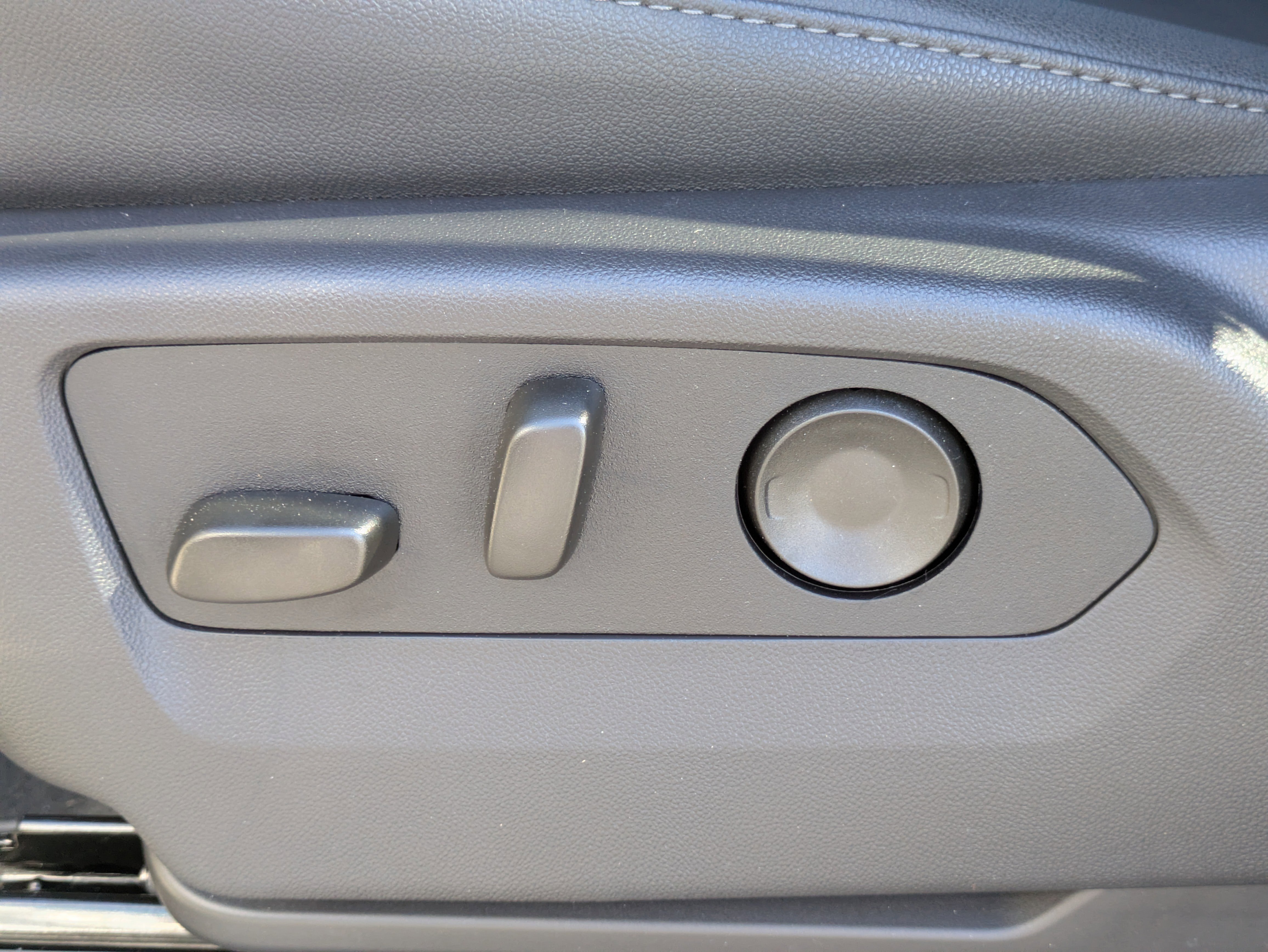 New 2026 Chevrolet Silverado 1500 RST w/ RST All Star Premium Package image 9