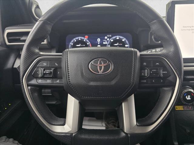 Used 2025 Toyota 4Runner Limited RWD image 30