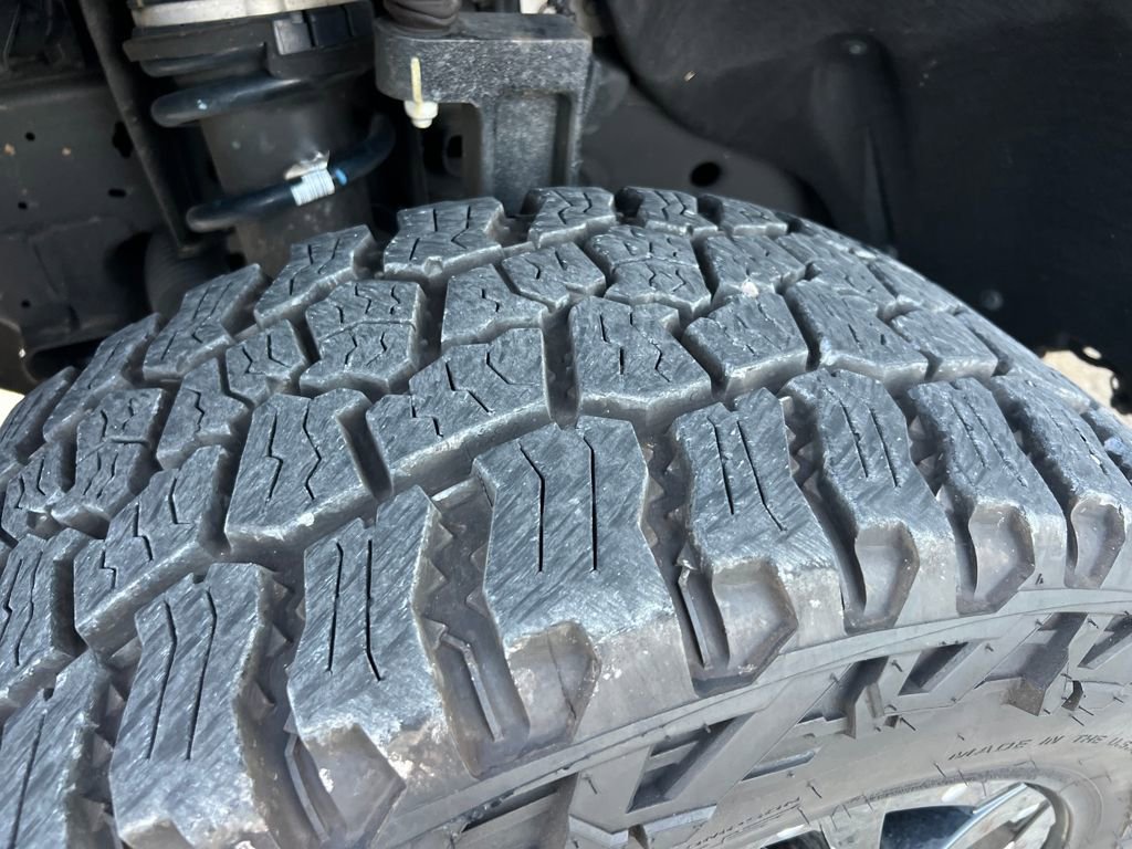 Certified 2023 GMC Sierra 1500 AT4 w/ AT4 Premium Package image 31