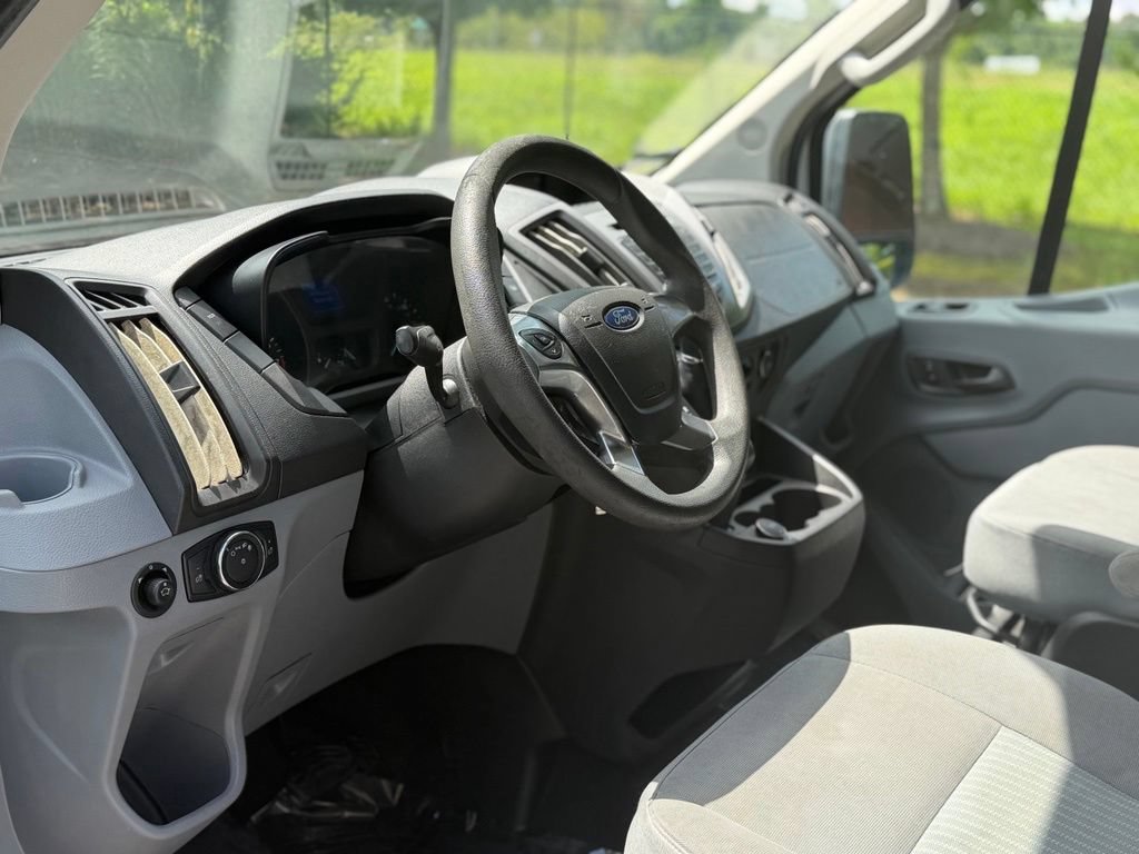 Used 2018 Ford Transit 350 XLT RWD image 11
