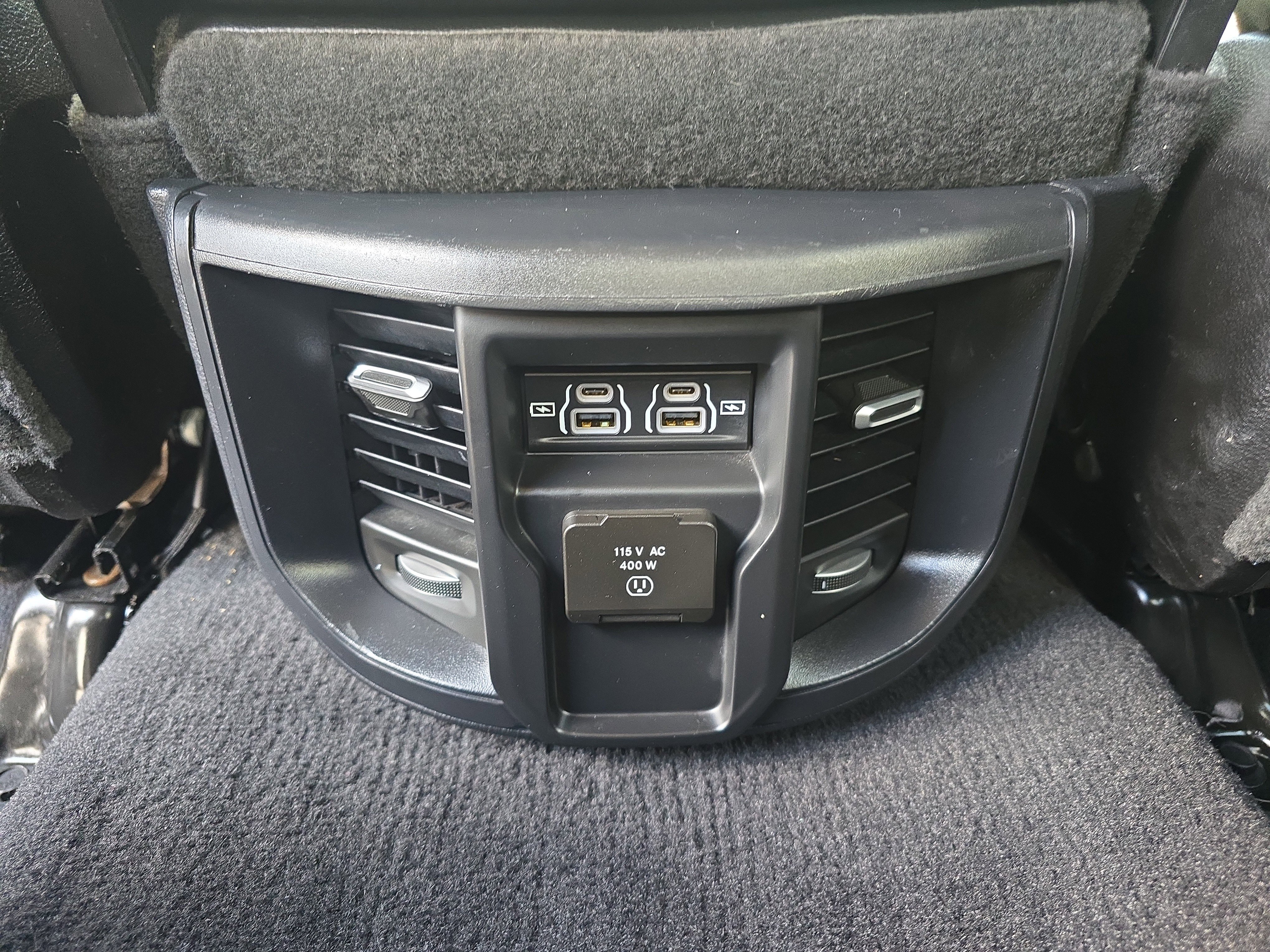 Used 2024 RAM 2500 Laramie image 16