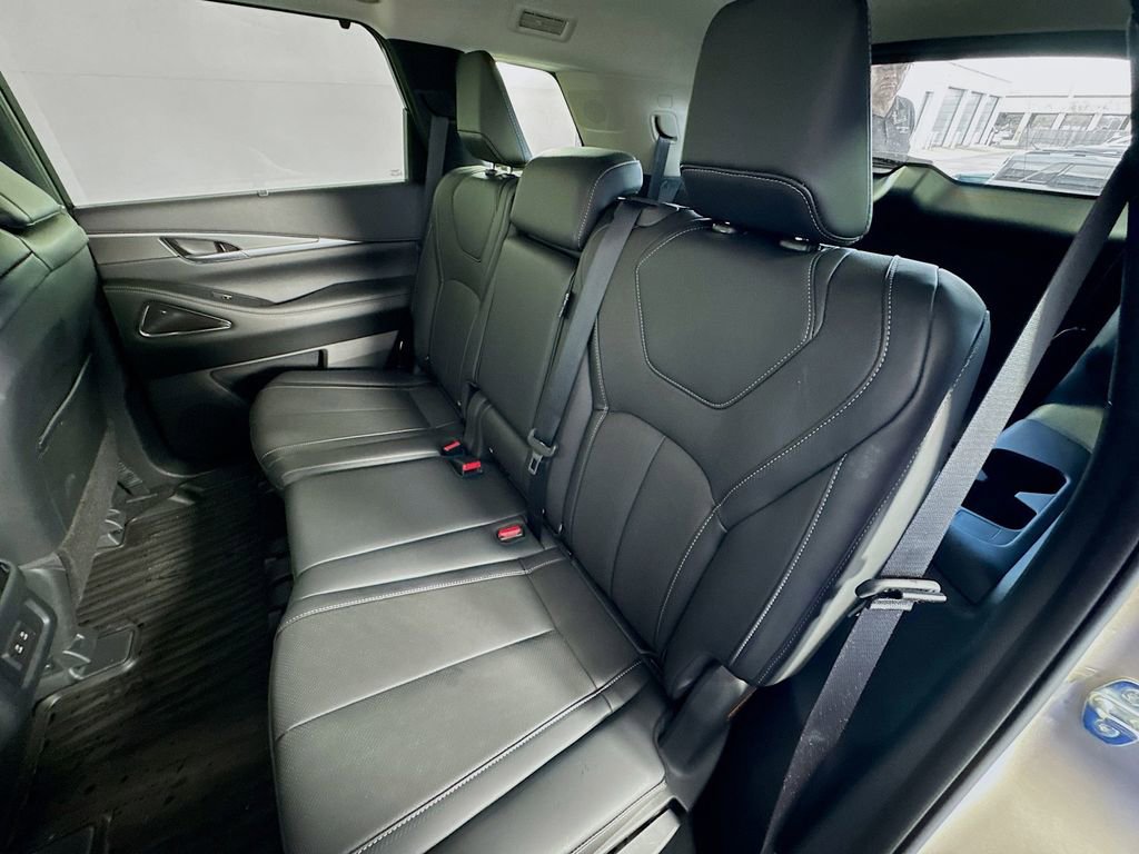 Certified 2026 INFINITI QX60 Luxe w/ Cargo Package image 26