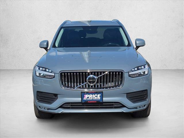 Used 2020 Volvo XC90 T6 Momentum AWD/4WD image 2