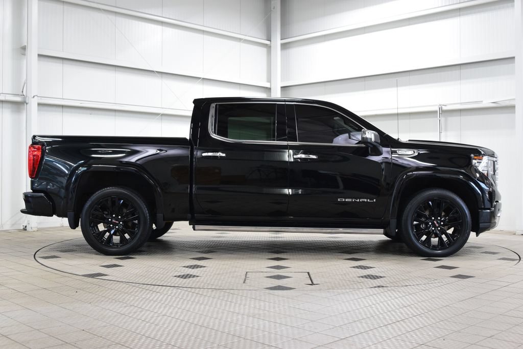 Used 2024 GMC Sierra 1500 Denali AWD/4WD image 9