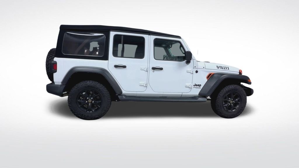 Used 2022 Jeep Wrangler Unlimited Willys image 12