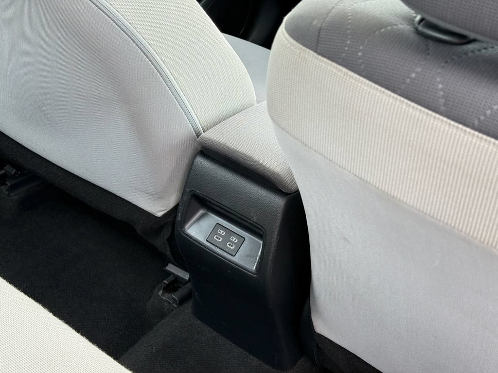 Used 2024 Toyota Corolla LE w/ LE Premium Package FWD image 22