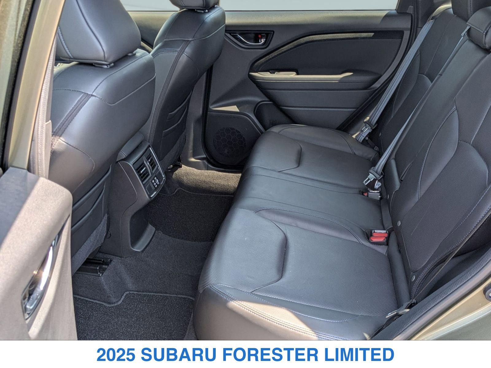 Used 2025 Subaru Forester Limited AWD/4WD image 16