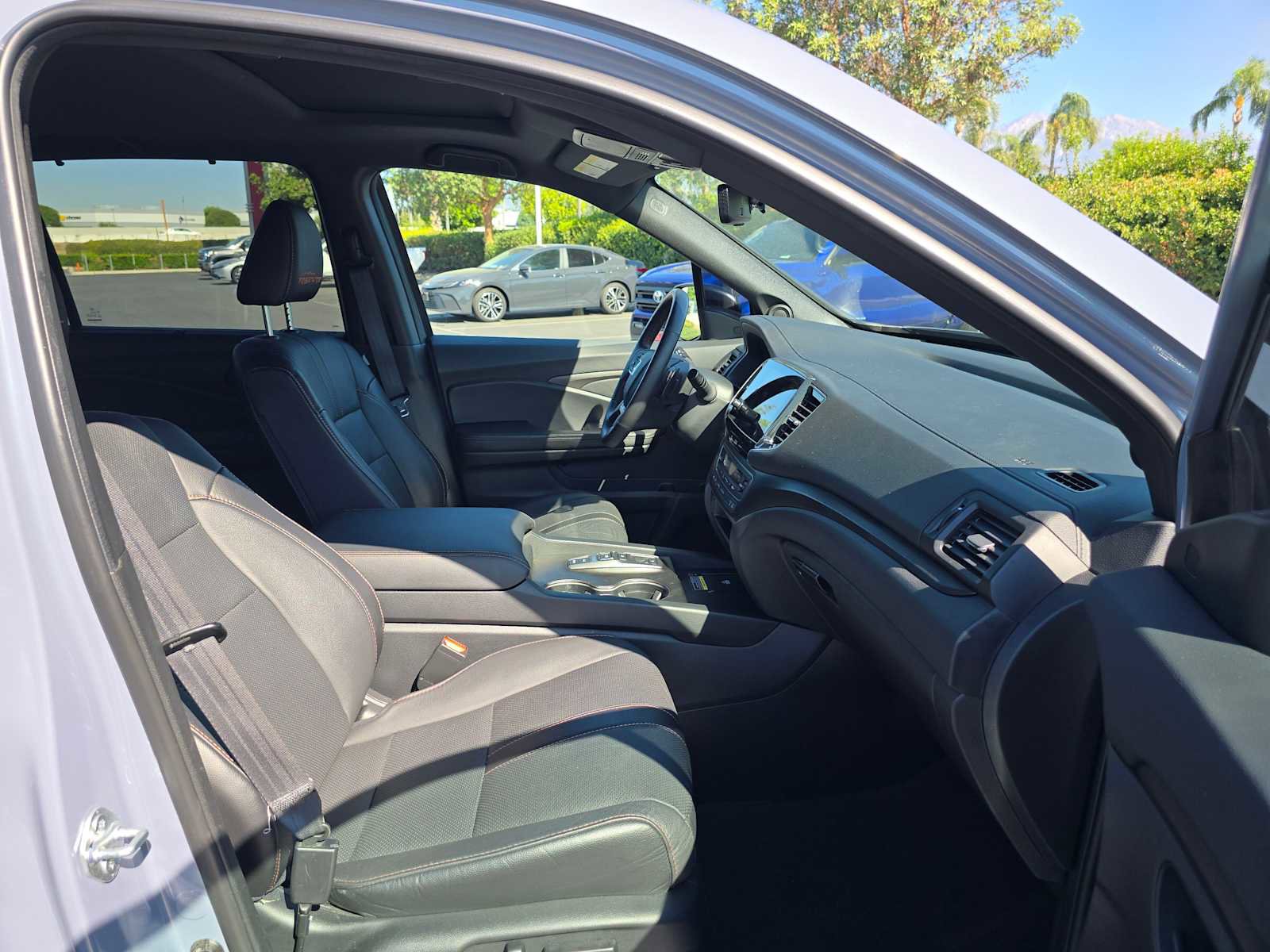Used 2024 Honda Passport TrailSport image 11