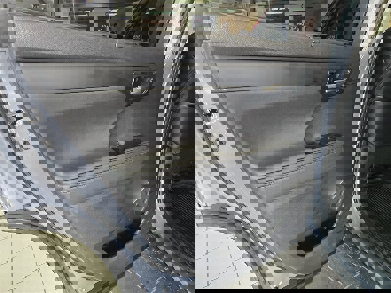 Used 2021 Toyota Highlander XLE image 10