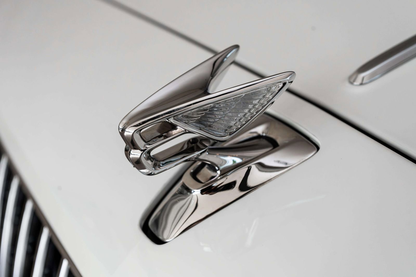 Used 2023 Bentley Flying Spur Azure AWD/4WD image 74