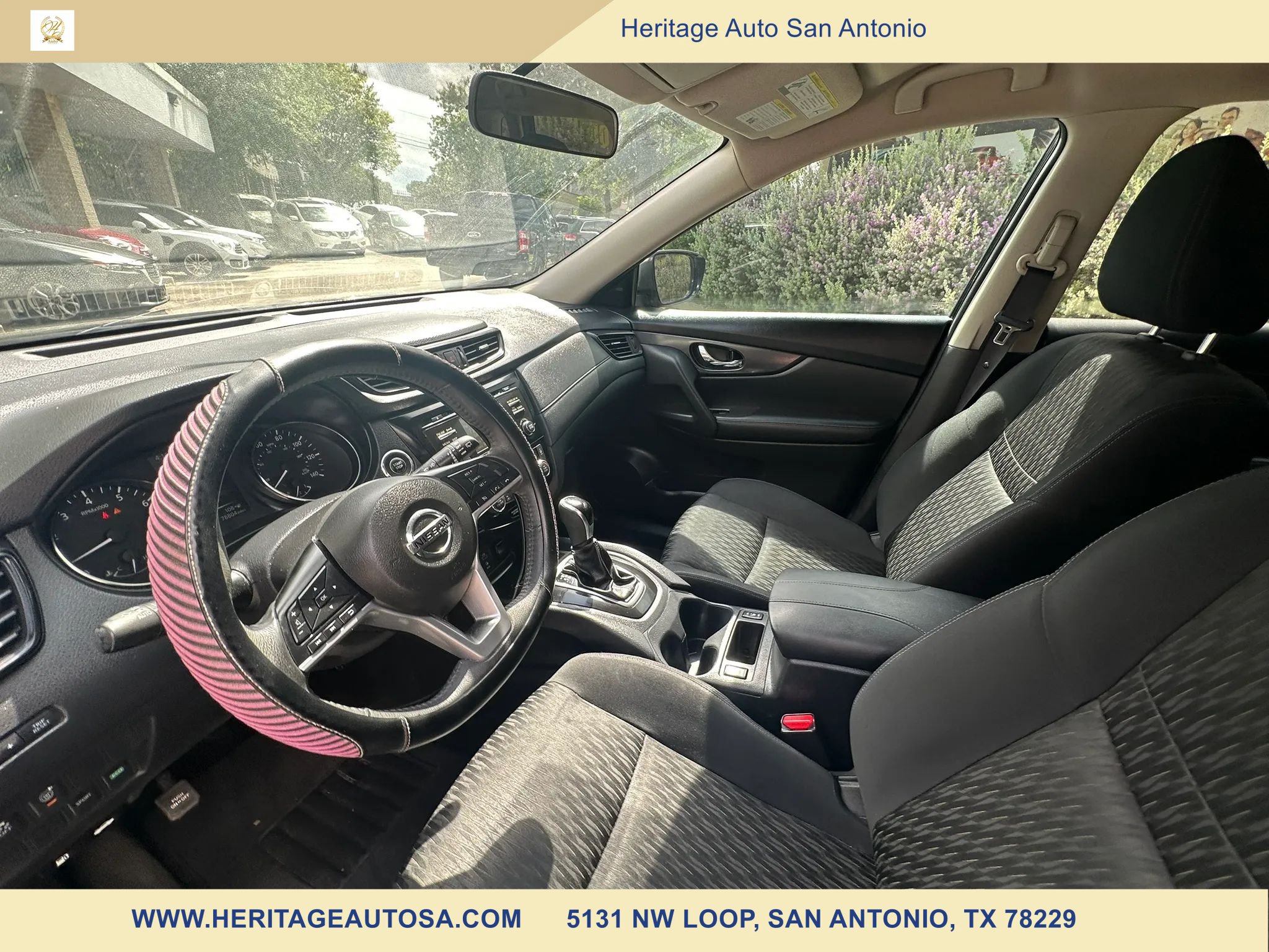 Used 2017 Nissan Rogue SV FWD image 12