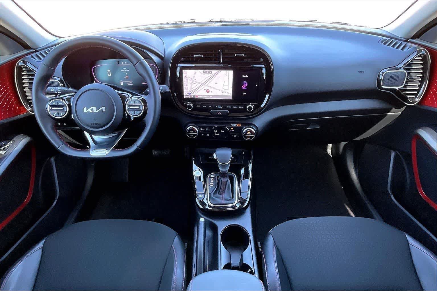 Used 2024 Kia Soul GT-Line FWD image 10