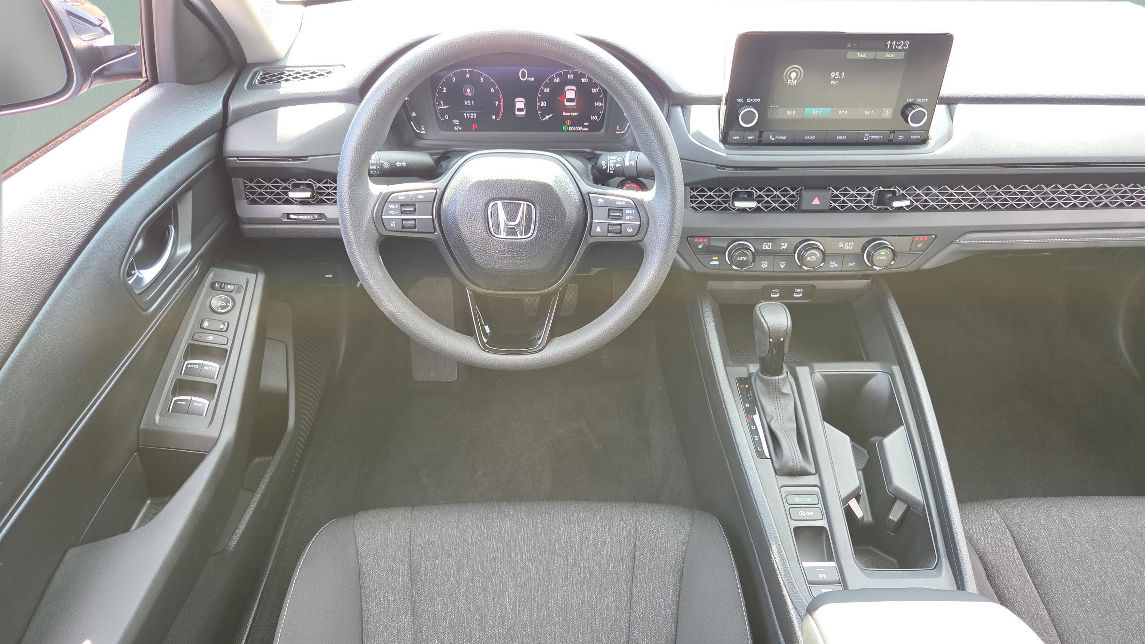 Certified 2025 Honda Accord SE image 16