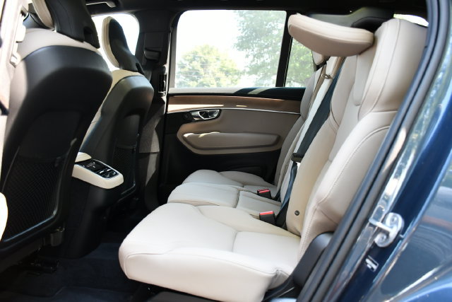 Certified 2026 Volvo XC90 B6 Plus AWD/4WD image 15