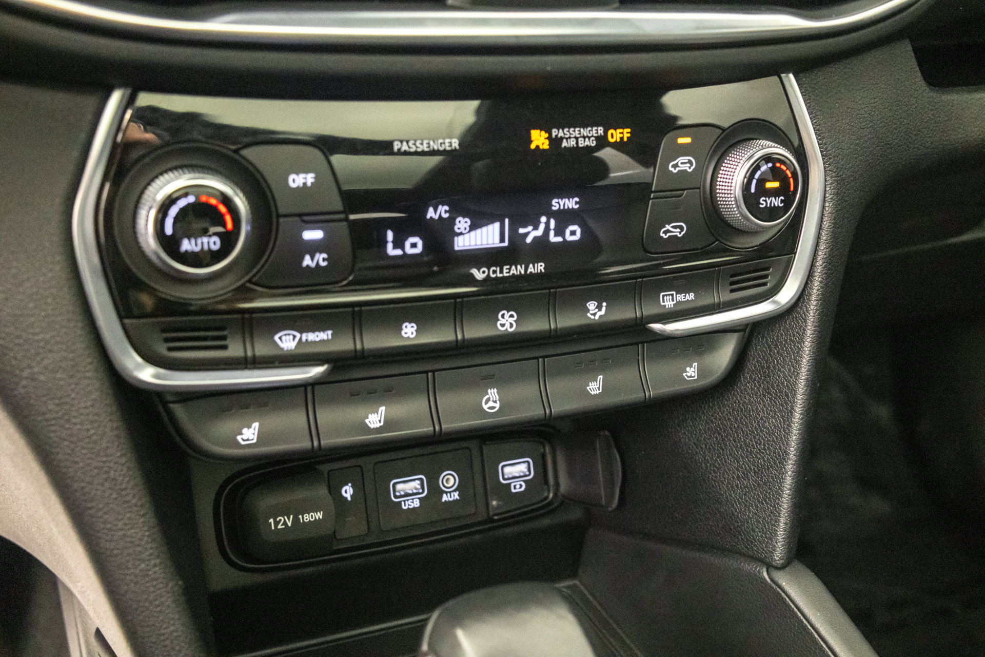 Used 2020 Hyundai Santa Fe Limited w/ Cargo Package AWD/4WD image 27
