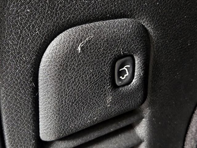 Used 2014 Jeep Grand Cherokee Limited w/ Trailer Tow Group IV image 30