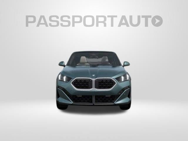 Used 2025 BMW X2 xDrive28i w/ Technology Package AWD/4WD image 3