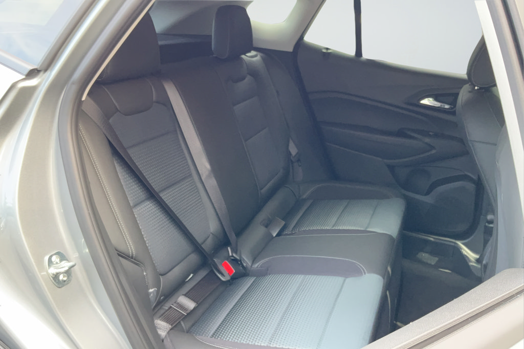 New 2026 Chevrolet Trax LT FWD image 18