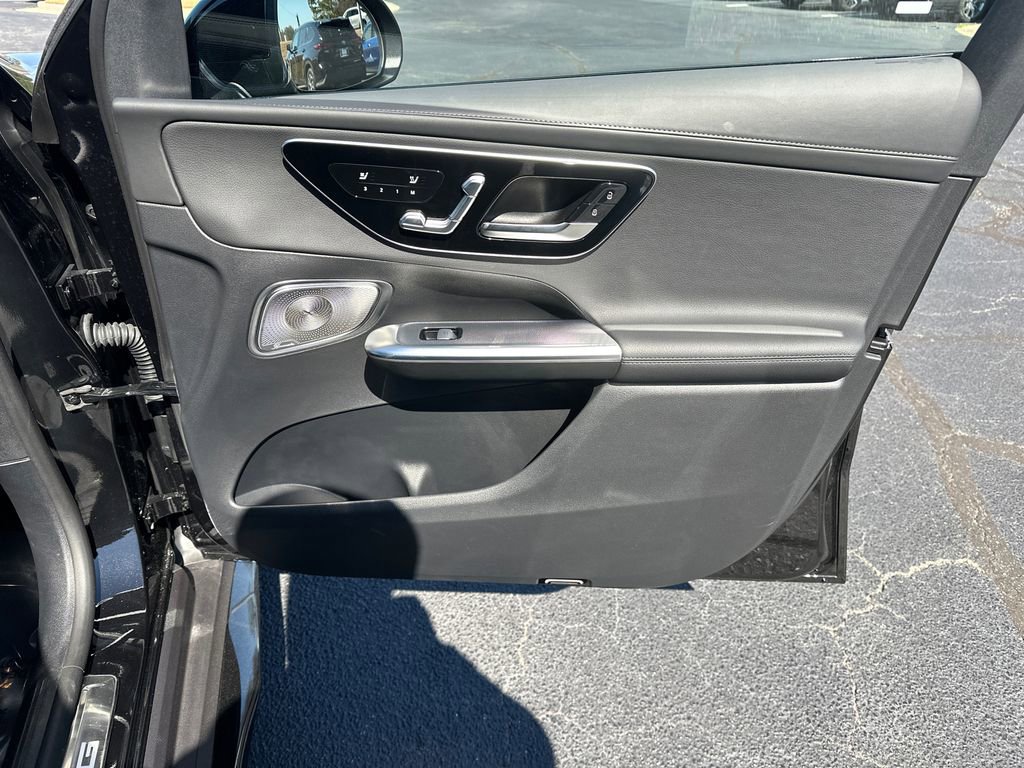 Certified 2025 Mercedes-Benz GLC 43 AMG 4MATIC image 15