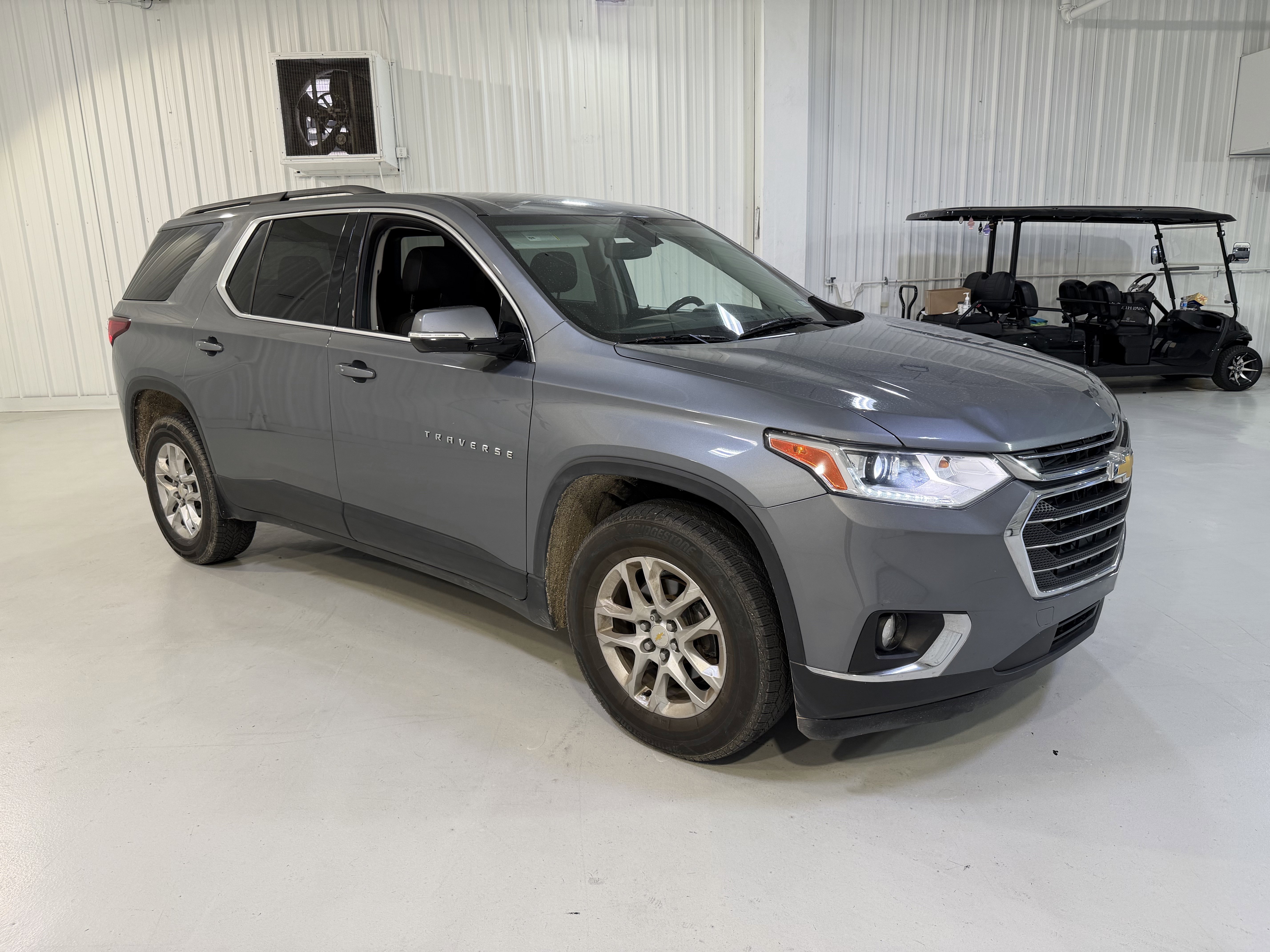 Used 2019 Chevrolet Traverse LT FWD image 7