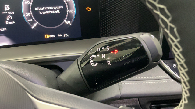 New 2026 Volkswagen Tiguan SE AWD/4WD image 14