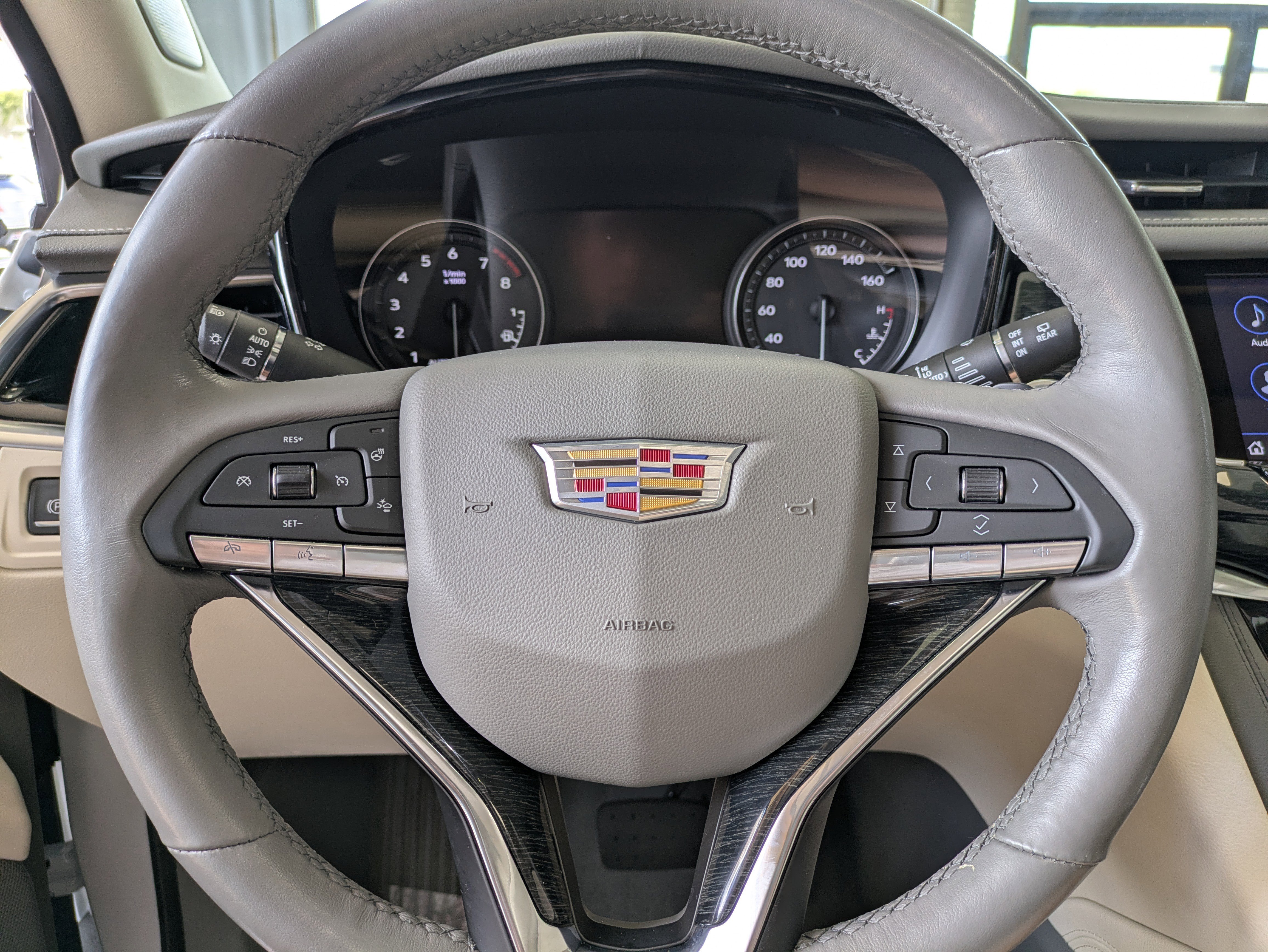 Certified 2023 Cadillac XT6 Premium Luxury w/ Technology Package AWD/4WD image 25