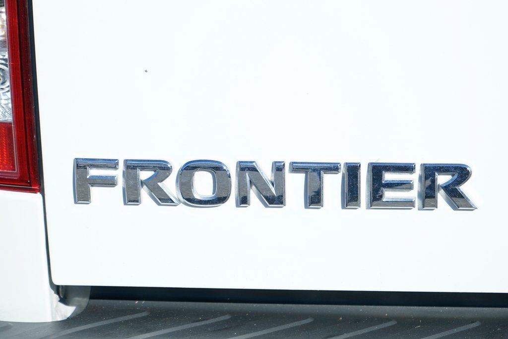 Used 2016 Nissan Frontier S image 37