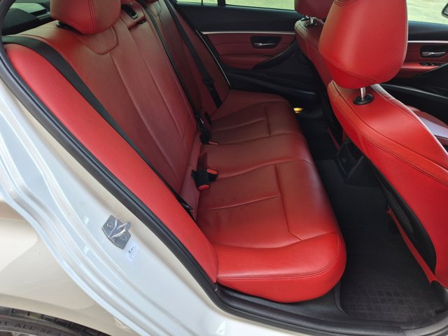 Used 2017 BMW 340i Sedan RWD image 19