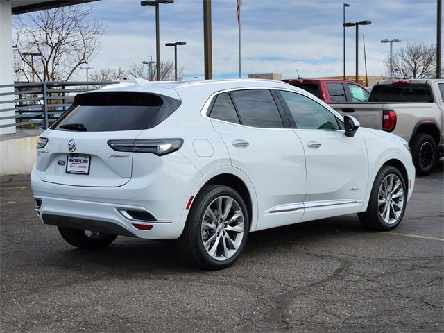 Used 2022 Buick Envision Avenir w/ Technology Package II image 3