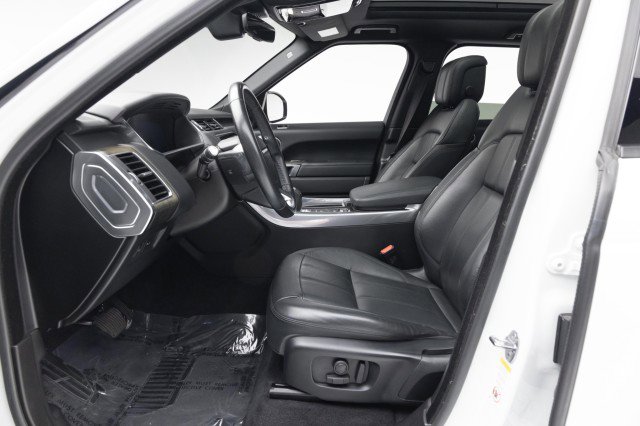 Used 2018 Land Rover Range Rover Sport SE image 32
