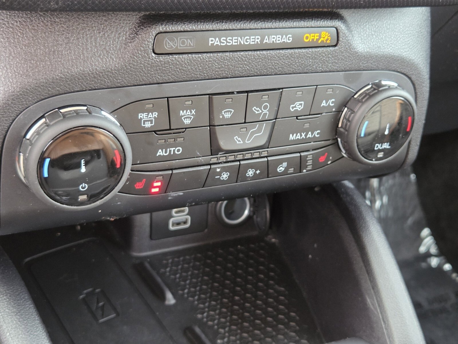 Certified 2024 Ford Bronco Sport Outer Banks w/ Tech Package image 22