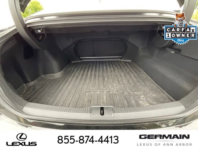 Used 2023 Toyota Crown AWD/4WD image 23