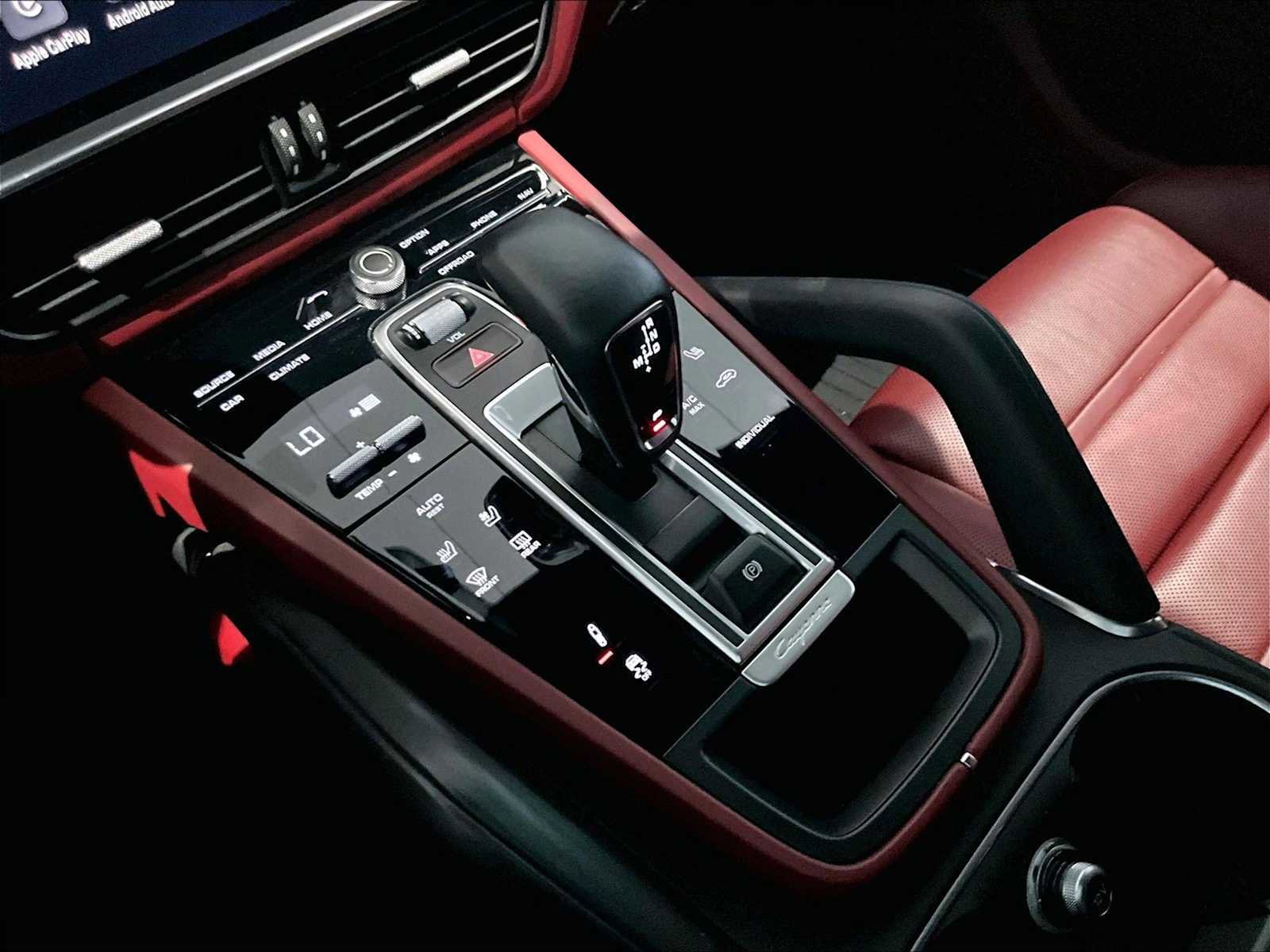 Used 2023 Porsche Cayenne Turbo S image 20