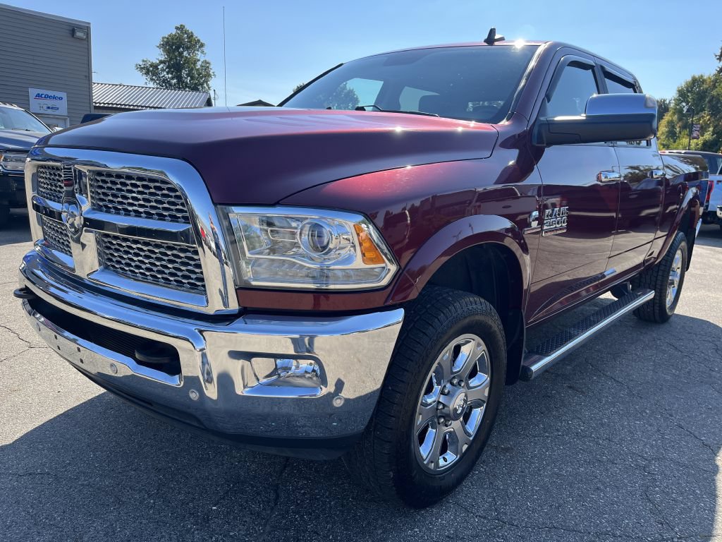 Used 2018 RAM 2500 Laramie AWD/4WD image 2